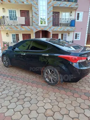 Hyundai Elantra Limited Sedan FWD (1.8L 4cyl 6A) 2013 Black