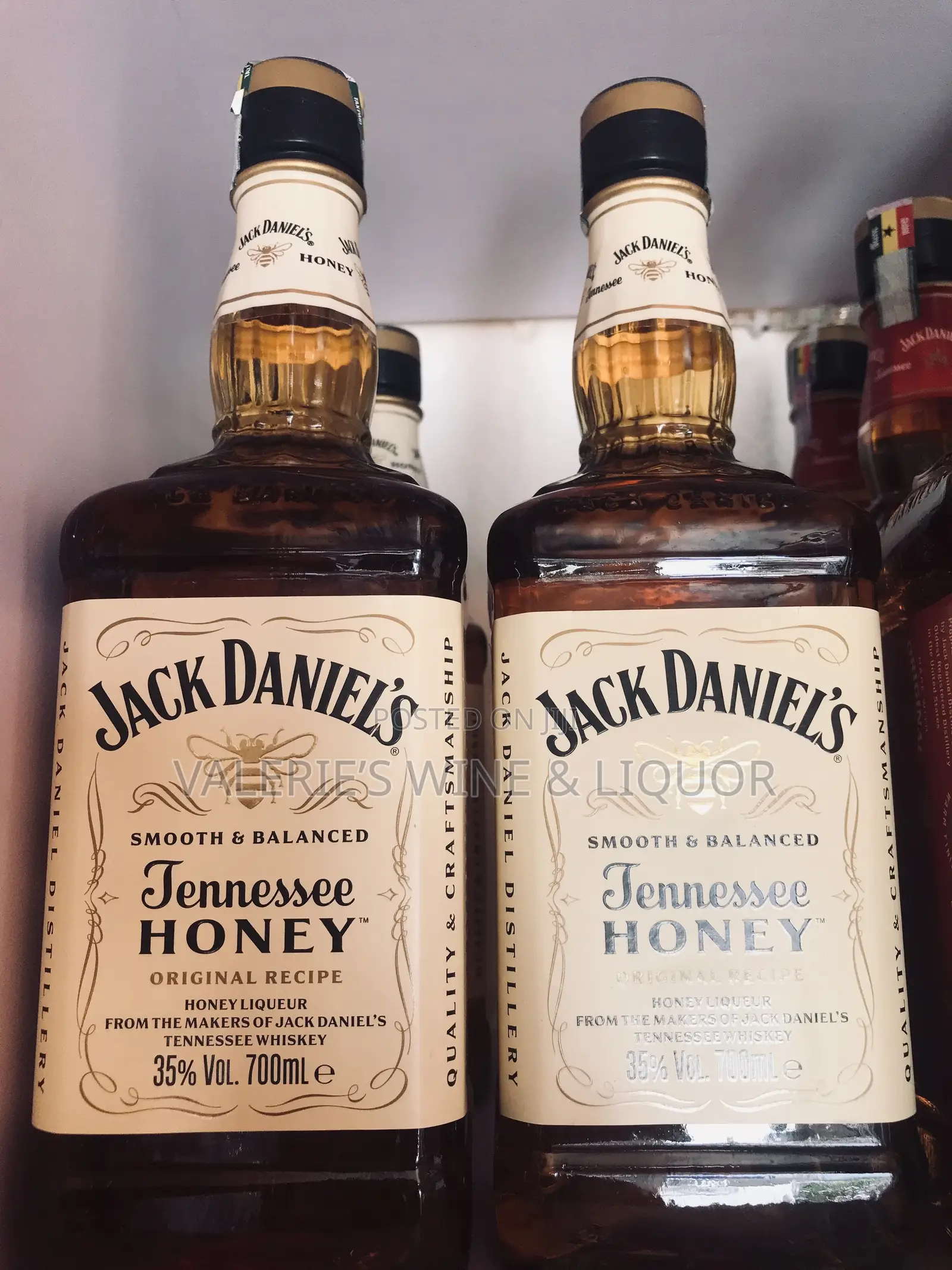 Jack Daniel’S Honey/ Fire Bourbon Whiskey (70cl)