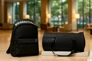 Essential Bag Travel Set