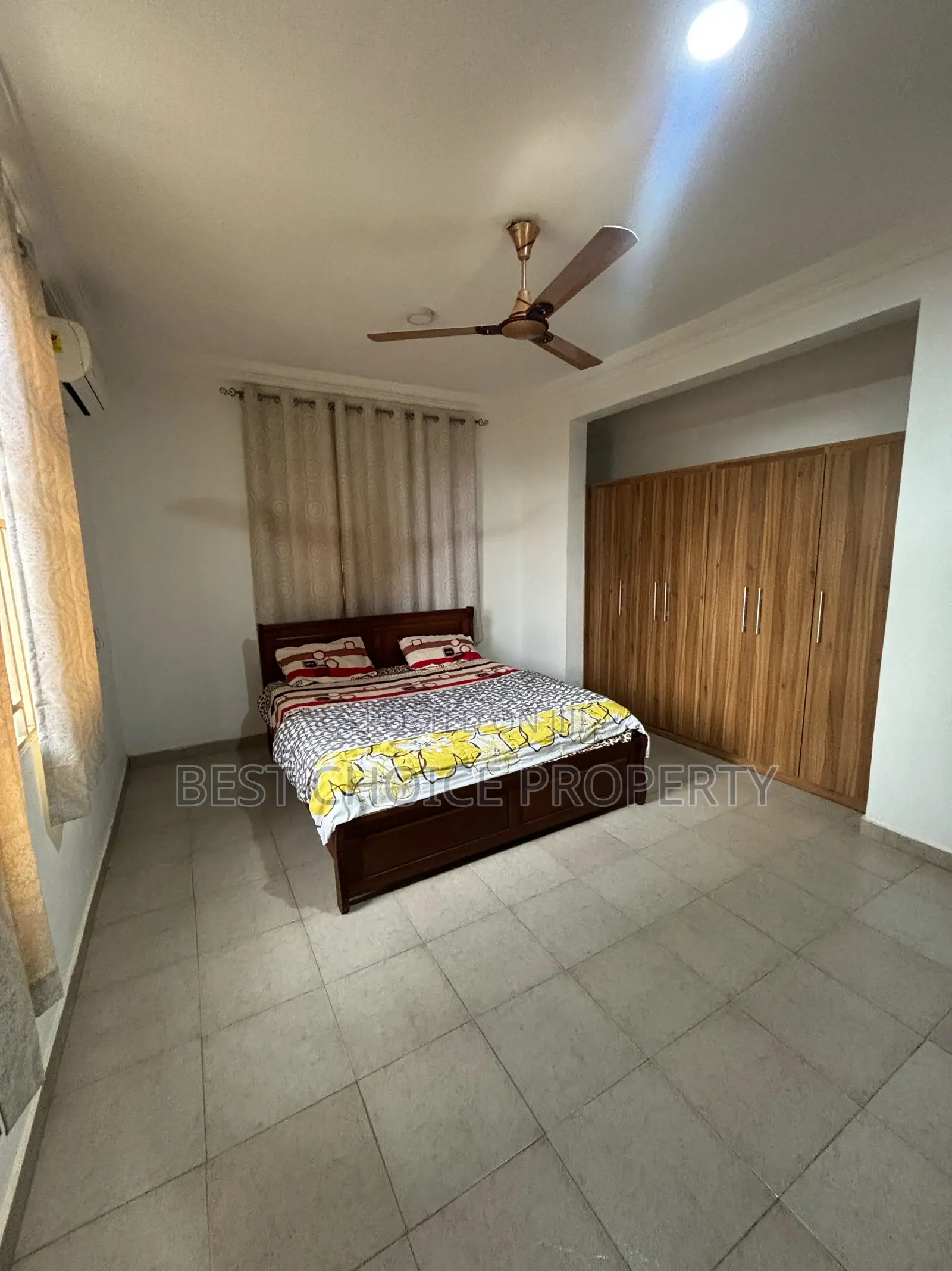 Furnished 2bdrm Apartment in Lakeside for rent