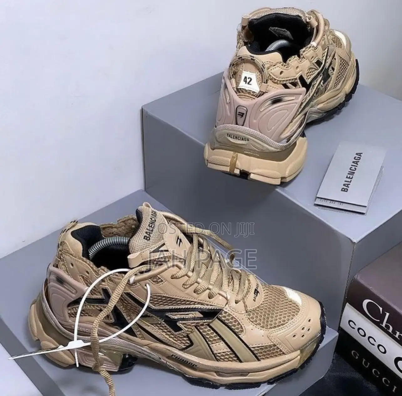 Balenciaga Runner