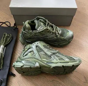 Balenciaga Runner