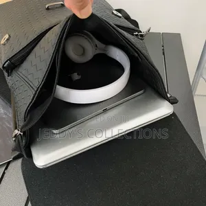 Pu Leather Large Capacity Laptop Backpack With a Charging Port