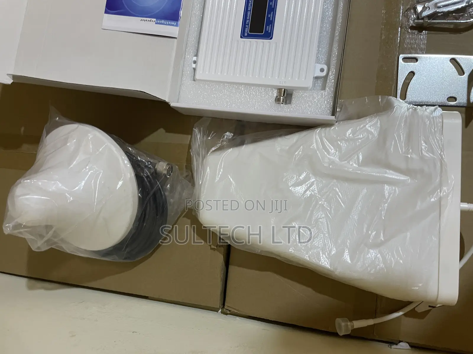 Tri Band Repeater 2g 3g 4g Repeater Lte Cellular Signal Booster