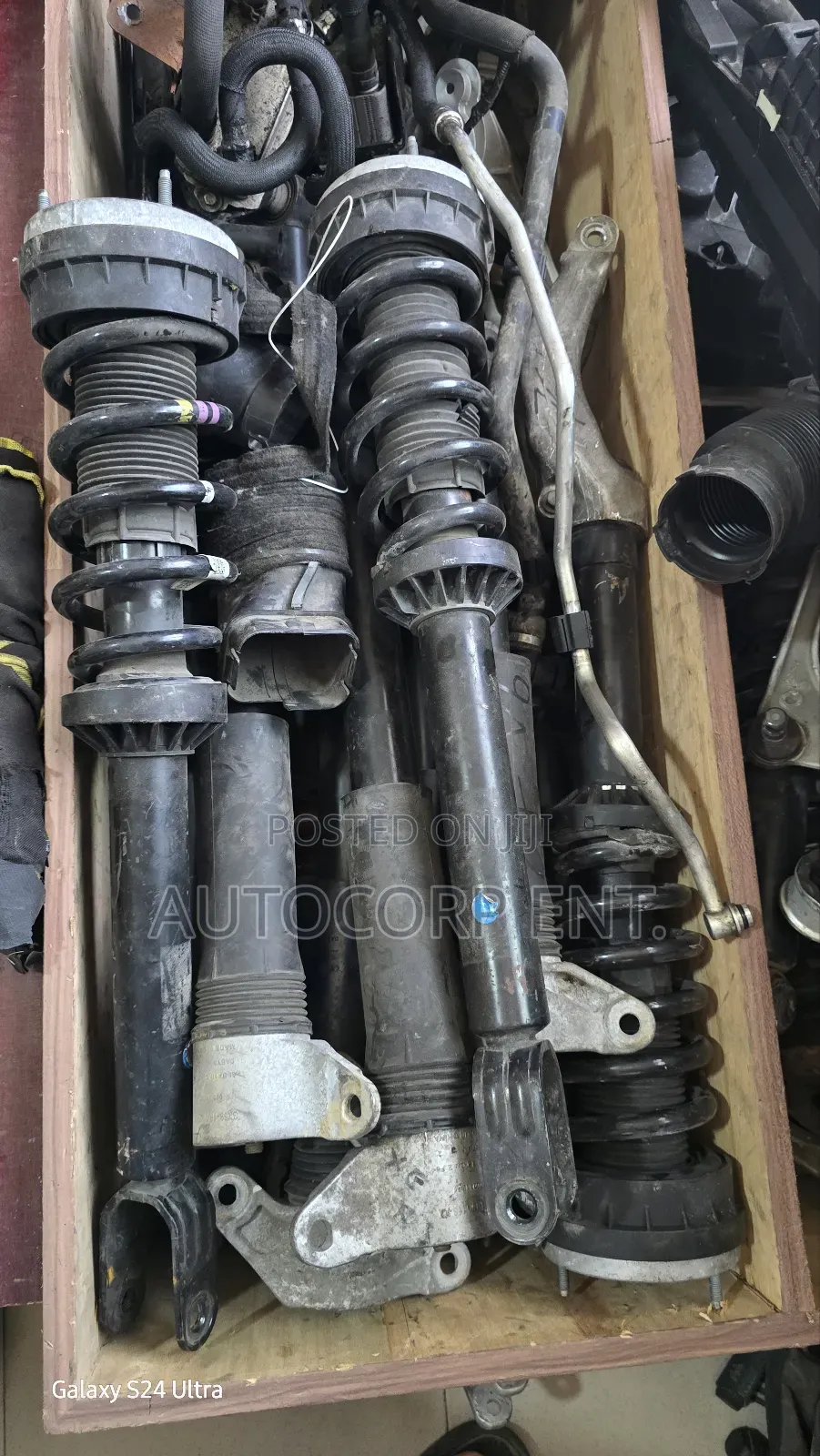 2016 - 2020jaguar and Rr Shocks