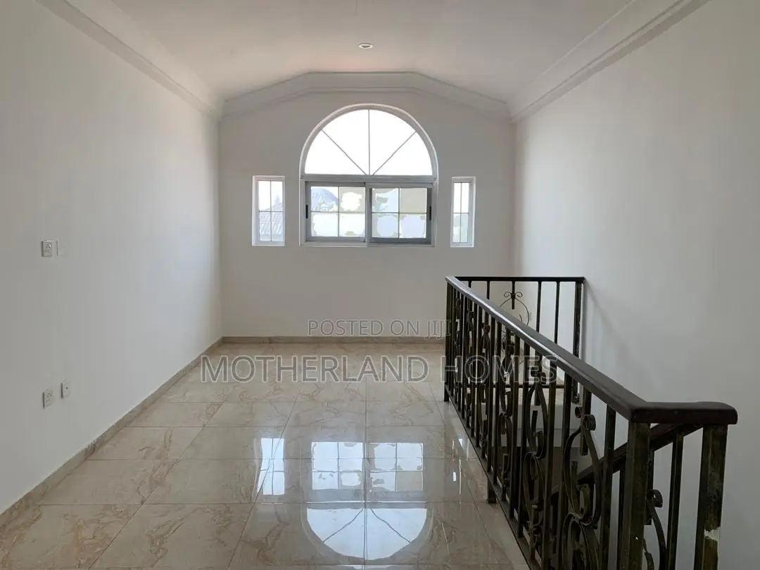 5bdrm House in Airport Hills for rent