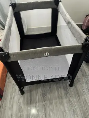 Baby’S Cot