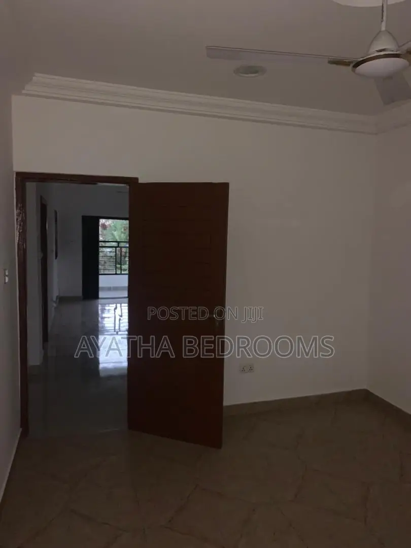 2bdrm Apartment in Modern Properties, New Town for rent