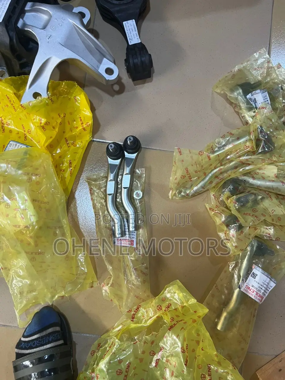 Honda CRV 2023 Steering Ends Available