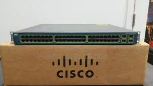 Cisco Catalyst 3560v2-48ps Layer 3 Switch - 4 X SFP .48port Poe Swich