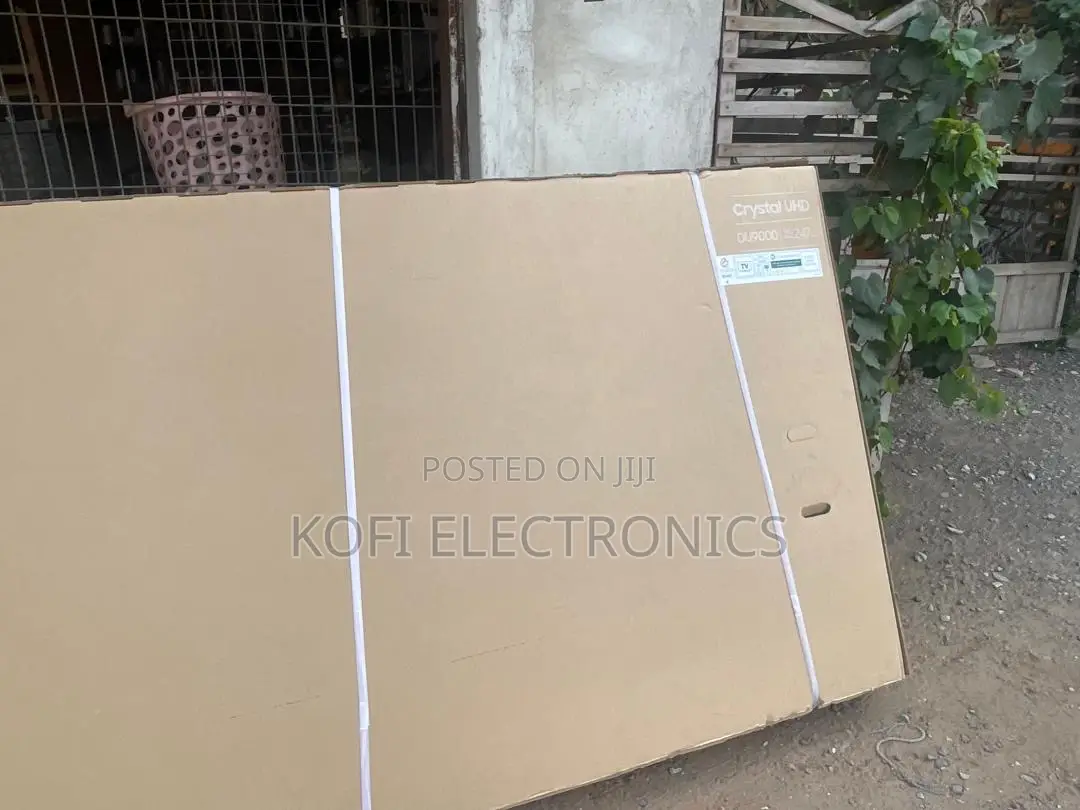Commercial-Grade 98-Inch Samsung Business Tv