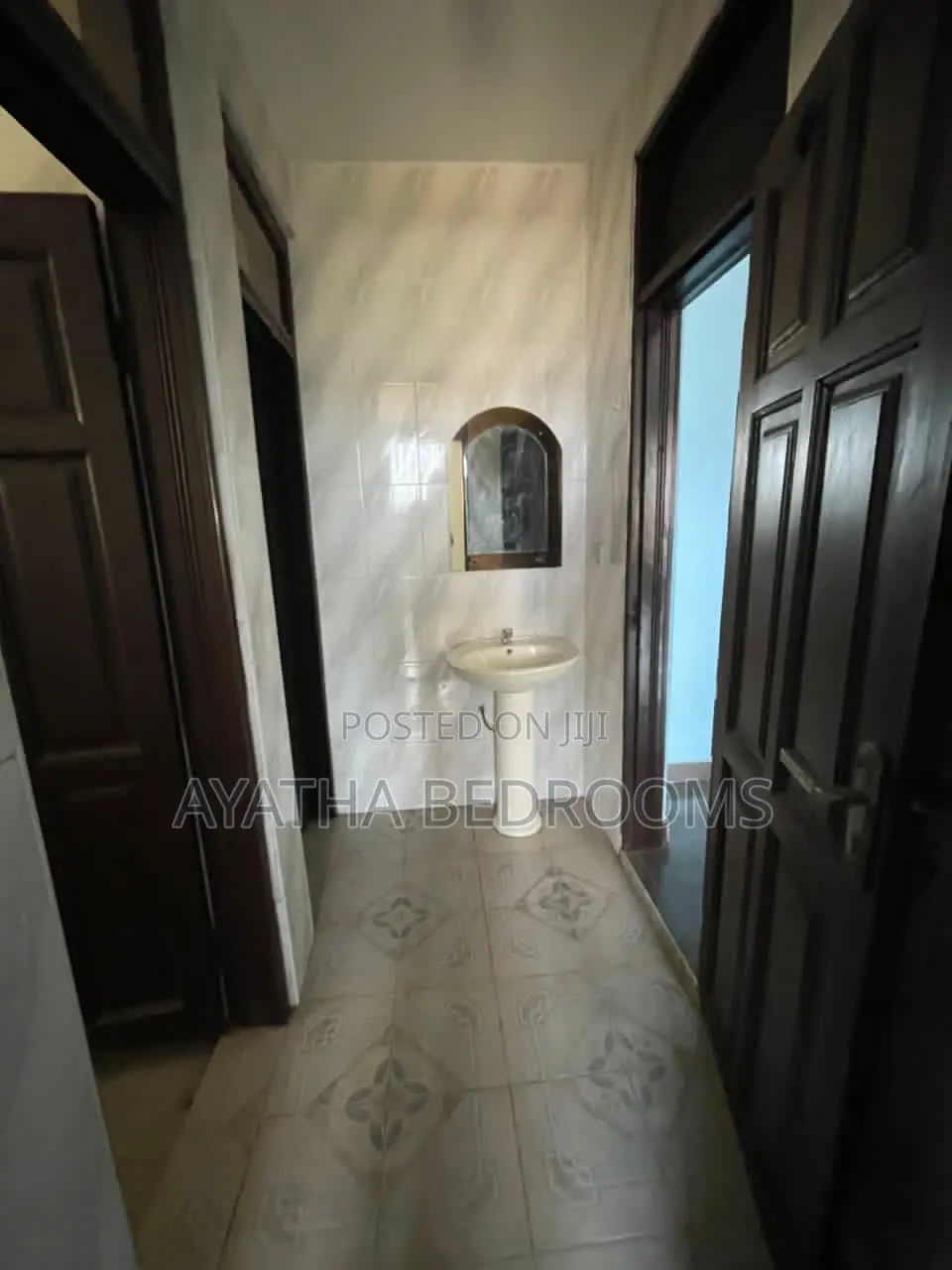 2bdrm Apartment in Modern Properties, New Town for rent