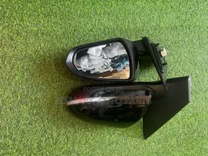 Hyundai Elantra 2017-2020 Mirror With Sensor and Light Pair