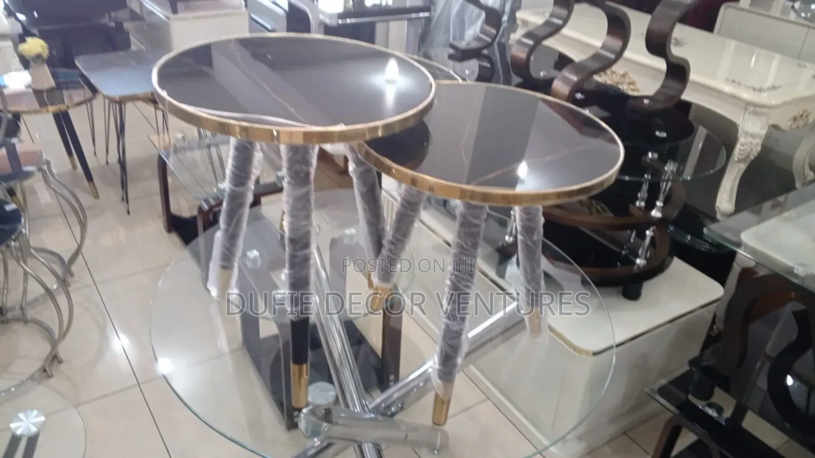 Coffee Table Available for Sale 3pic