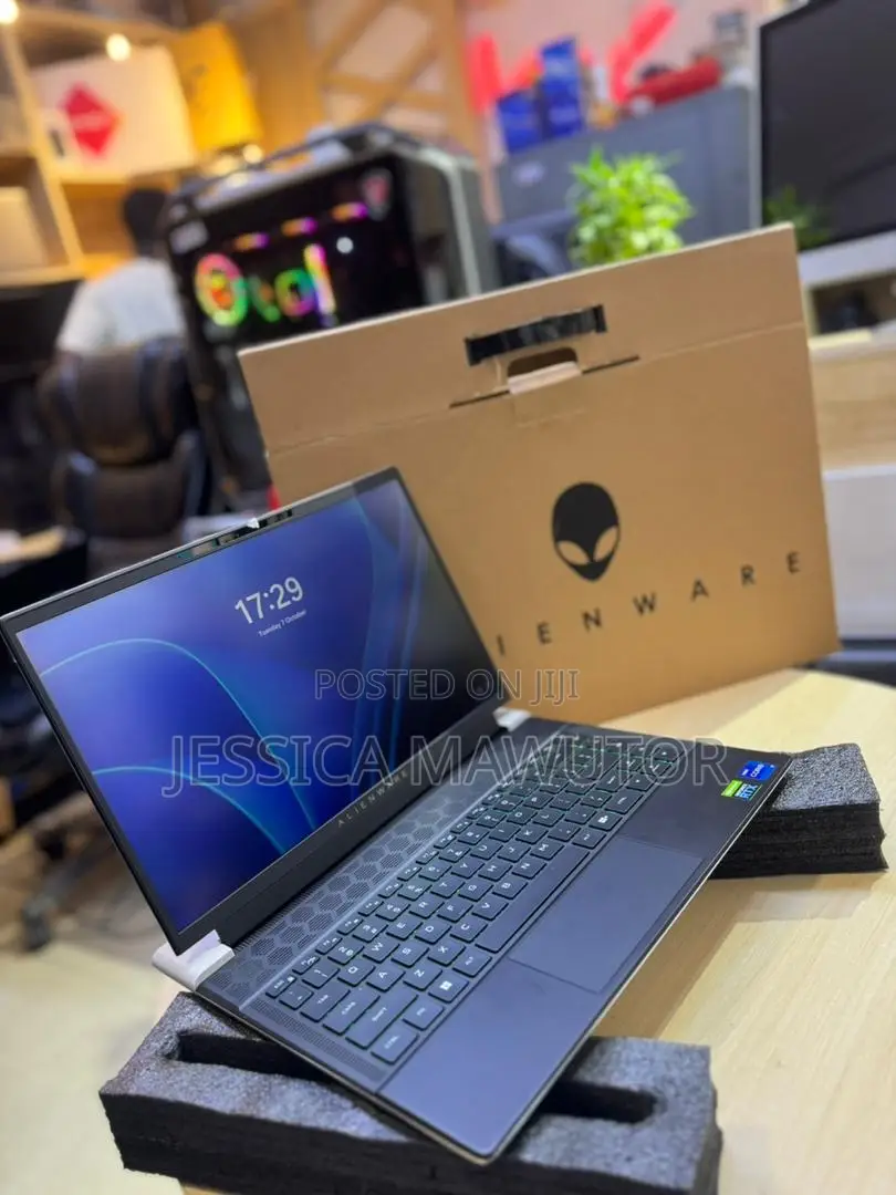 New Laptop Alienware M15 r3 16GB Intel Core i7 SSD 2T