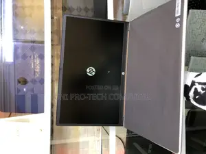 New Laptop HP 17-3000 4GB Intel SSD 256GB