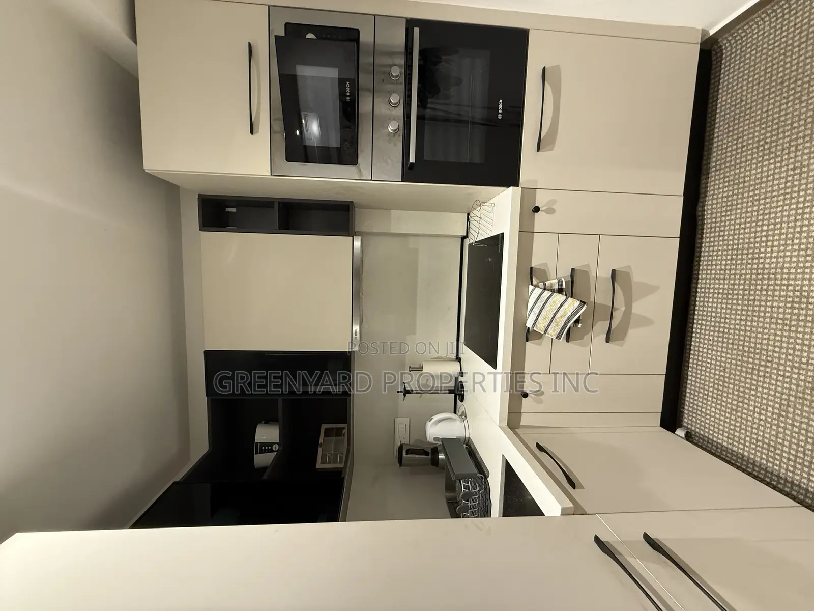 Furnished 1bdrm Apartment in Oxford Street, Osu for rent