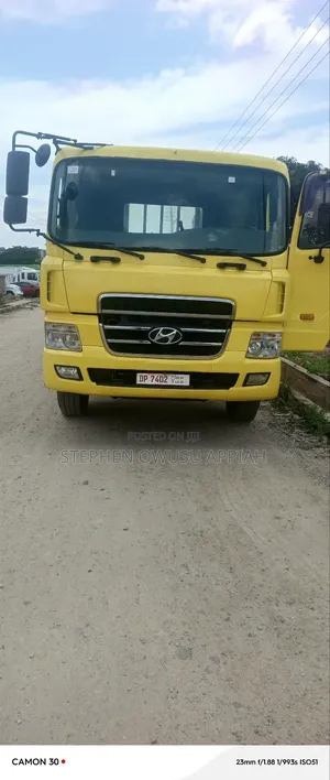 Hyundai Grant 14.5 Tons