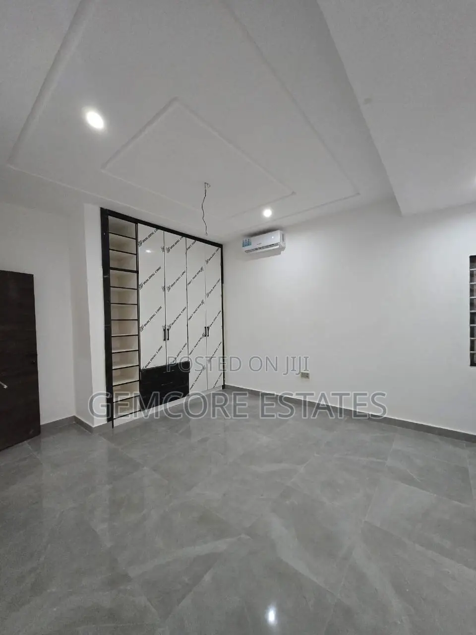 4bdrm House in Lakeside Community 8, East Legon for sale