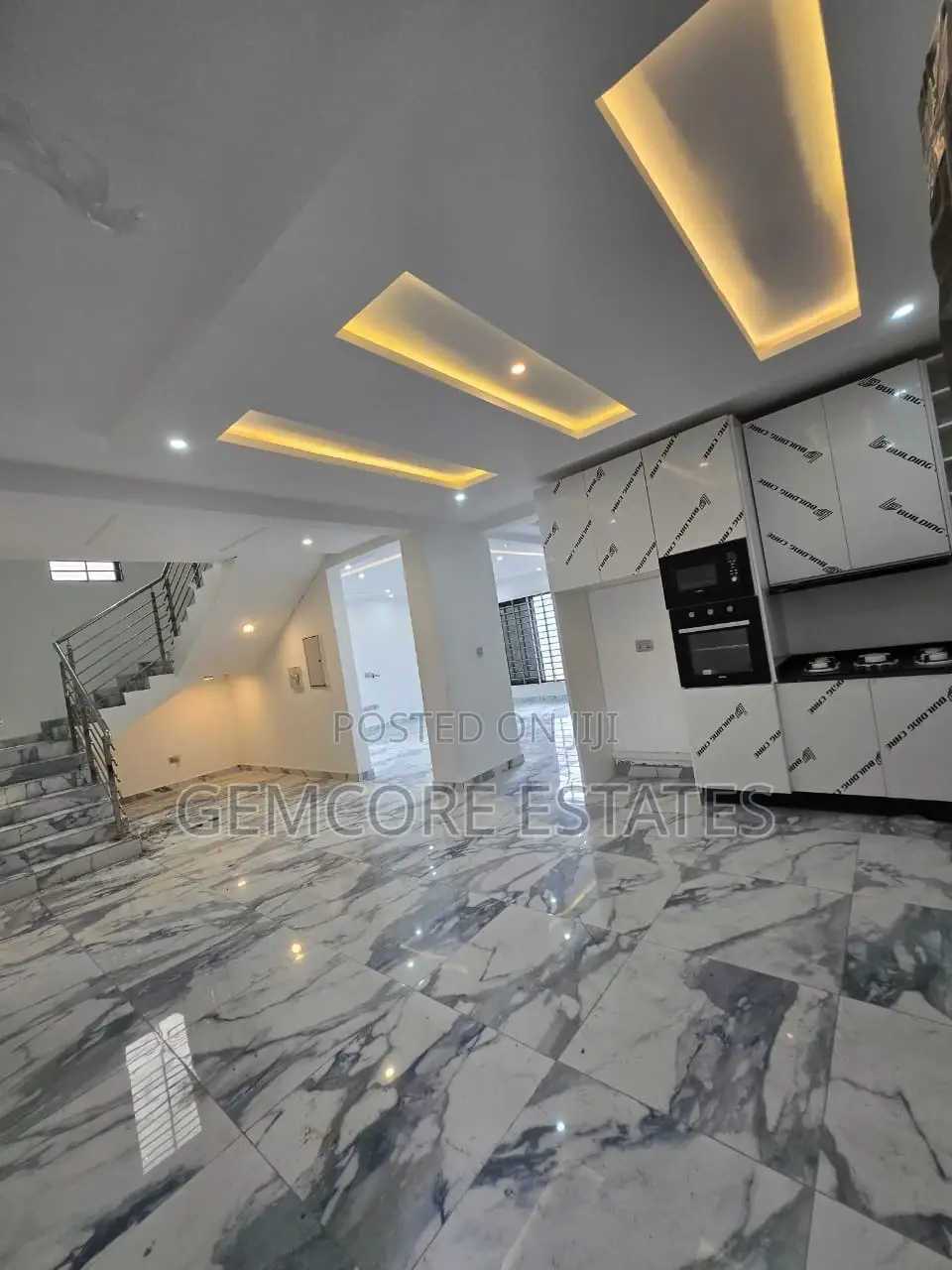 4bdrm House in Lakeside Community 8, East Legon for sale