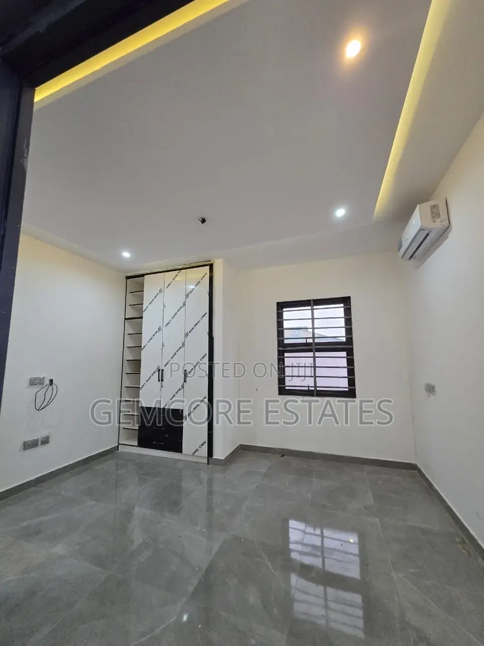 4bdrm House in Lakeside Community 8, East Legon for sale