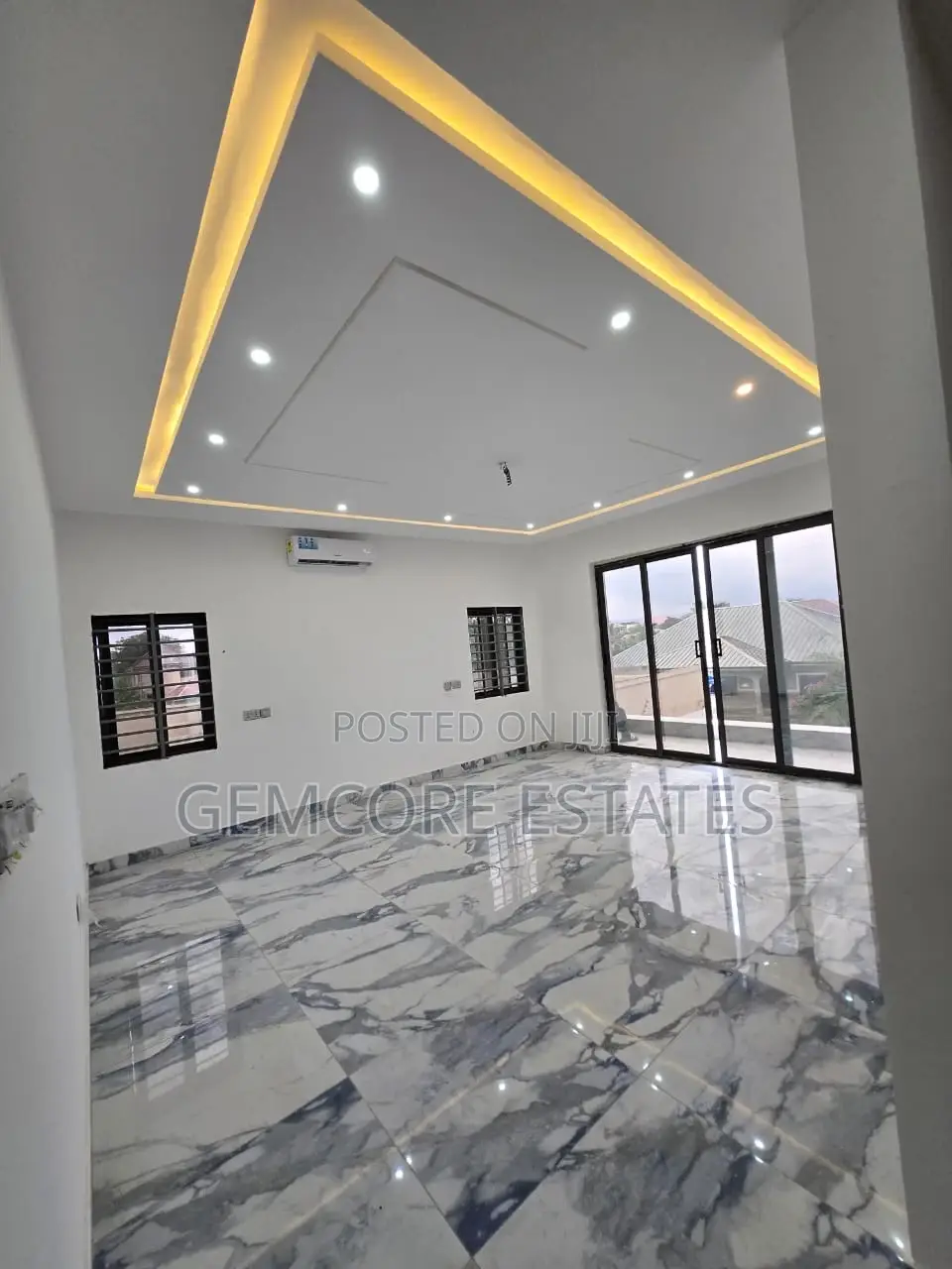 4bdrm House in Lakeside Community 8, East Legon for sale