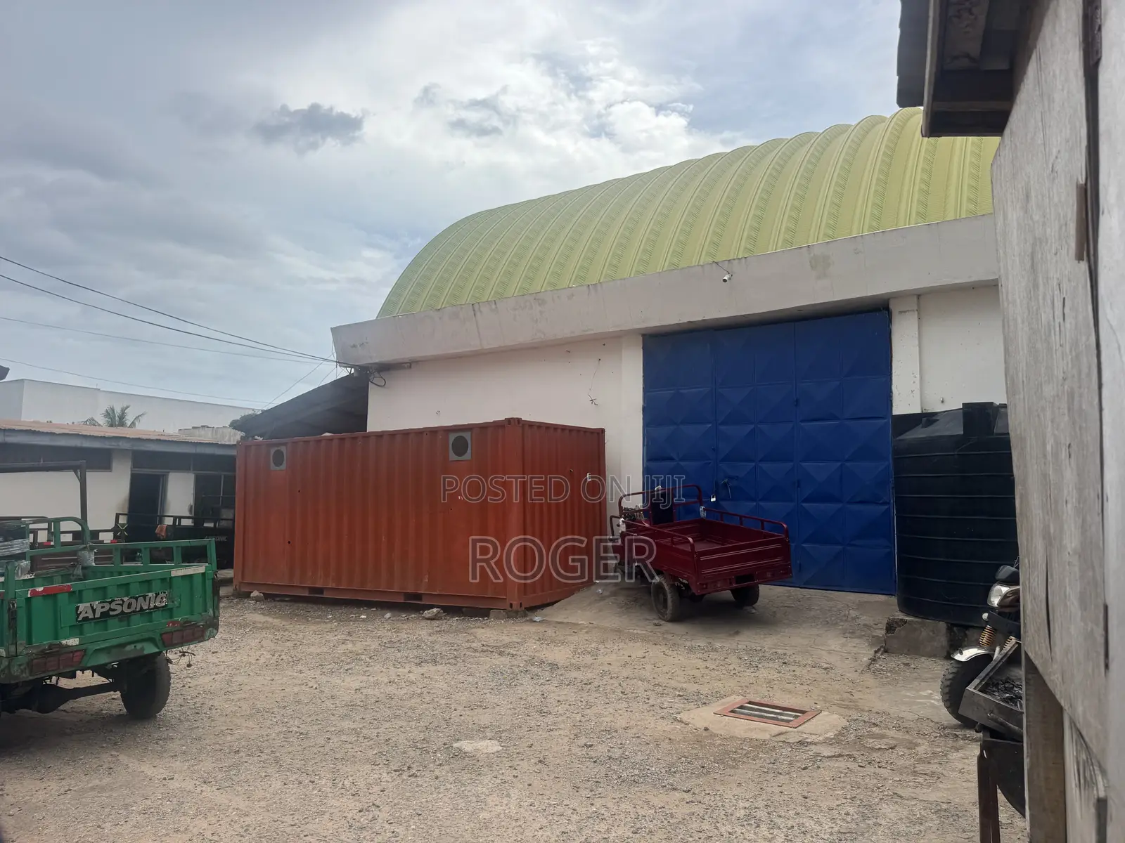 400 SQM Warehouse for Rent at Tantra Hills