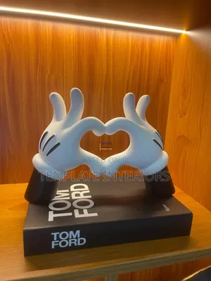 Mickey Heart Hand Sculpture (Big)