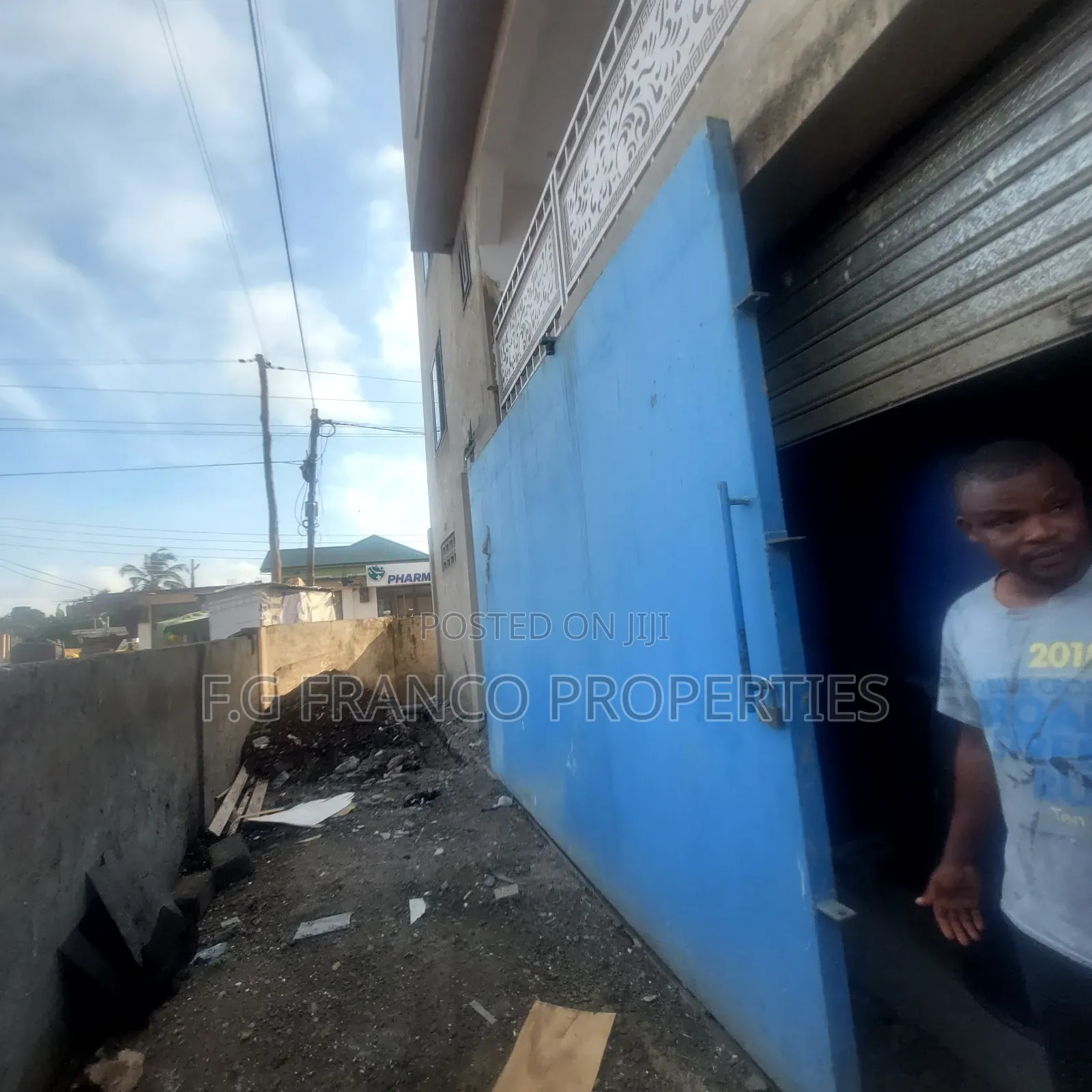 Warehouse for Rent at Lashibi Klagon