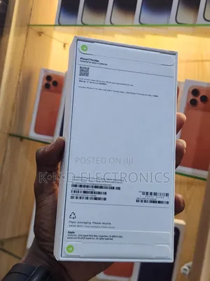 New Apple iPhone 17 Pro Max 256 GB Silver