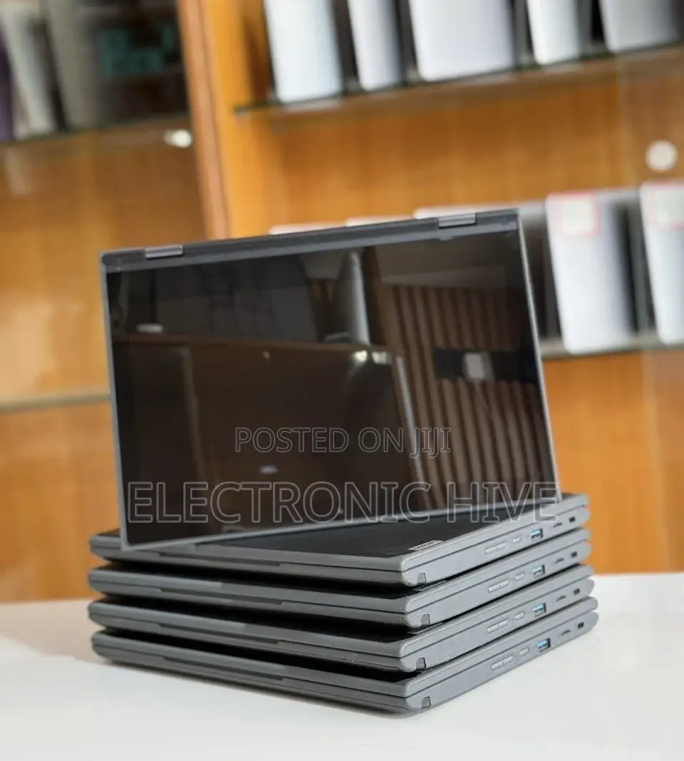 Laptop Lenovo 300e 4GB Intel Pentium SSD 128GB
