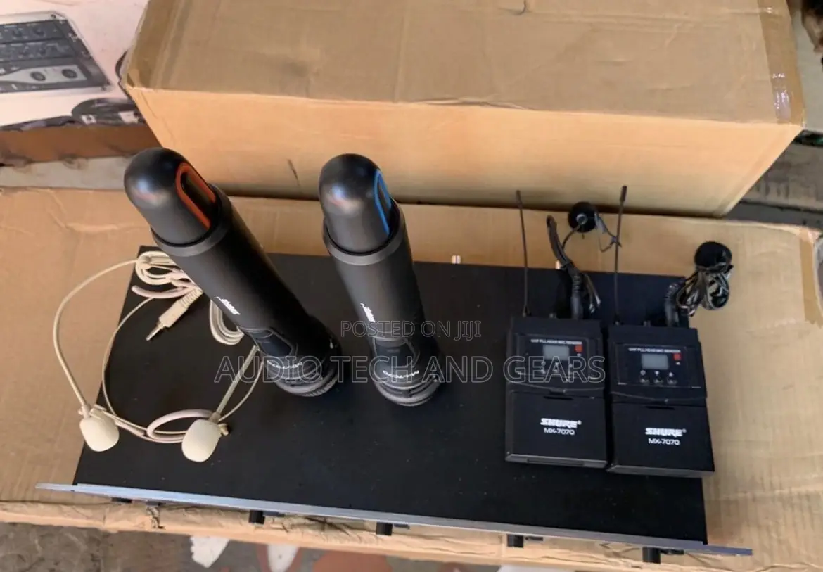 Shure Mx-7070 Dual Wireless Lapel Microphone