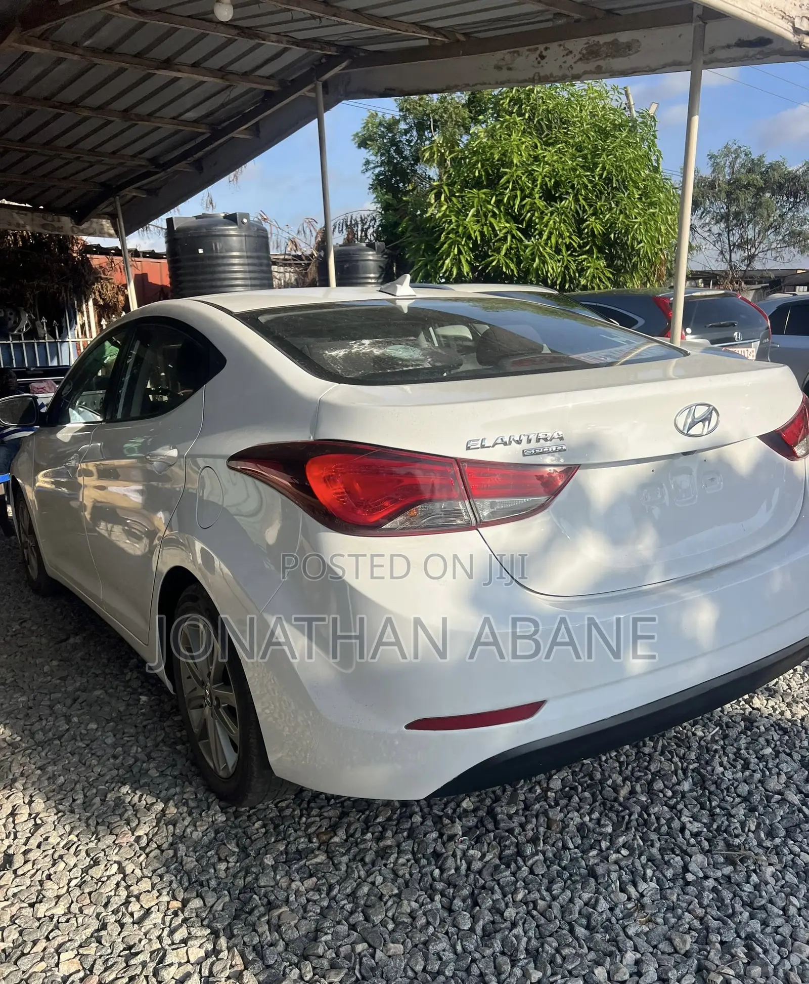 Hyundai Elantra 2016 White