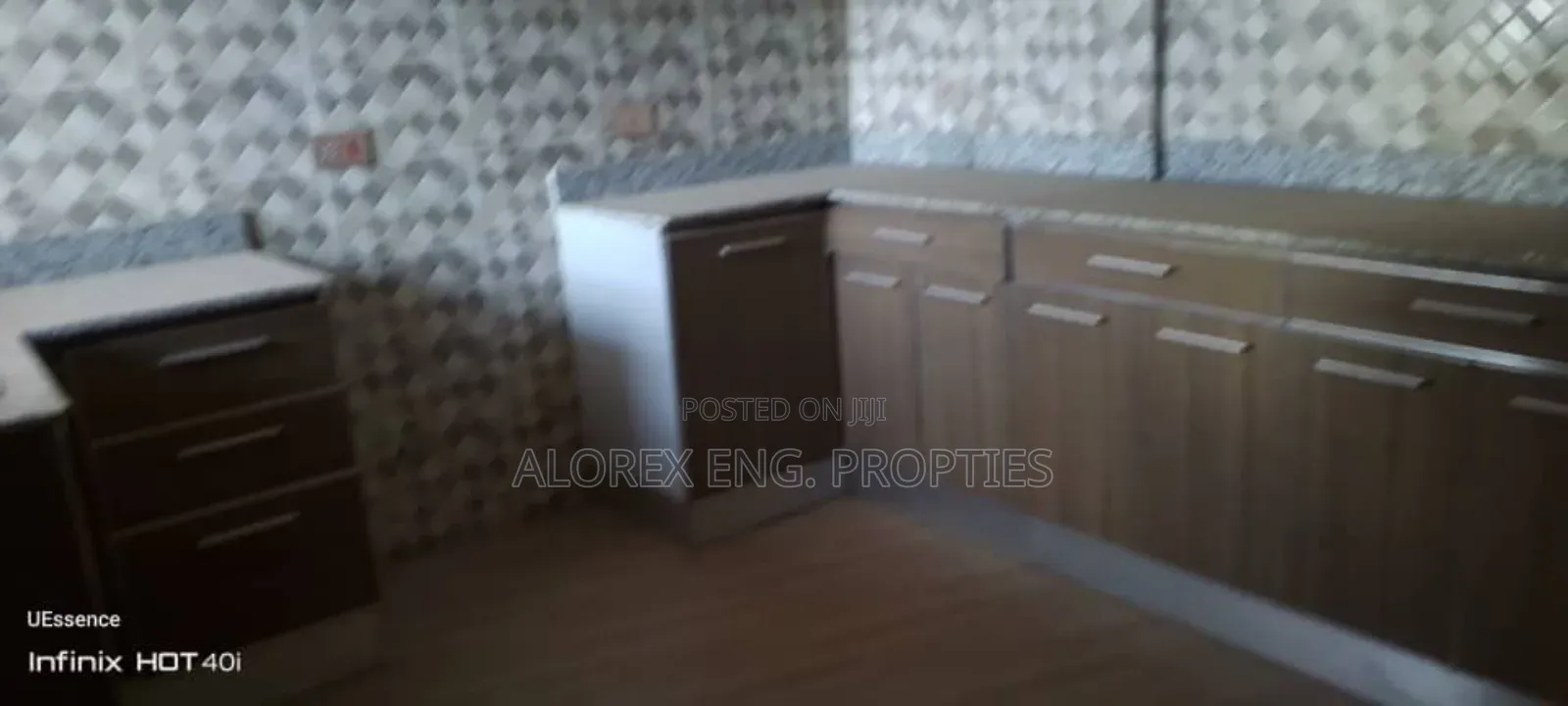 4bdrm House in $180,000 Com. 25, Oyarifa for sale