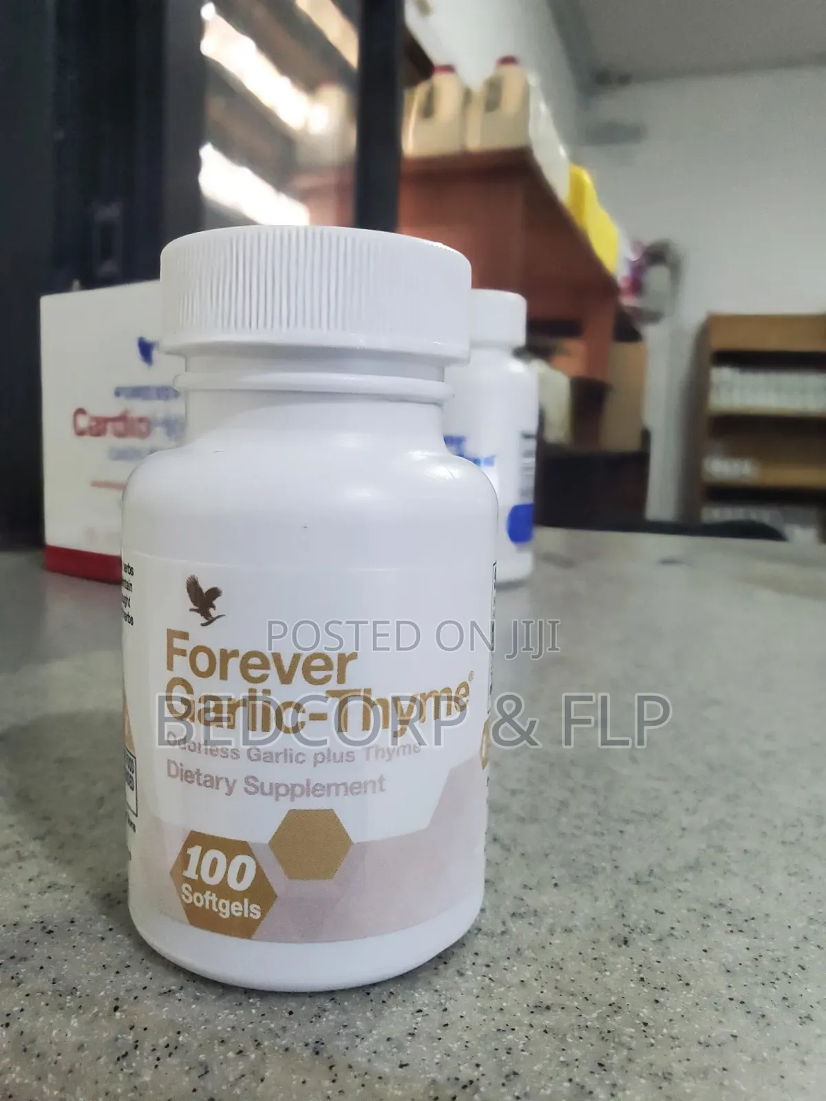 F677 Forever Garlic Thyme
