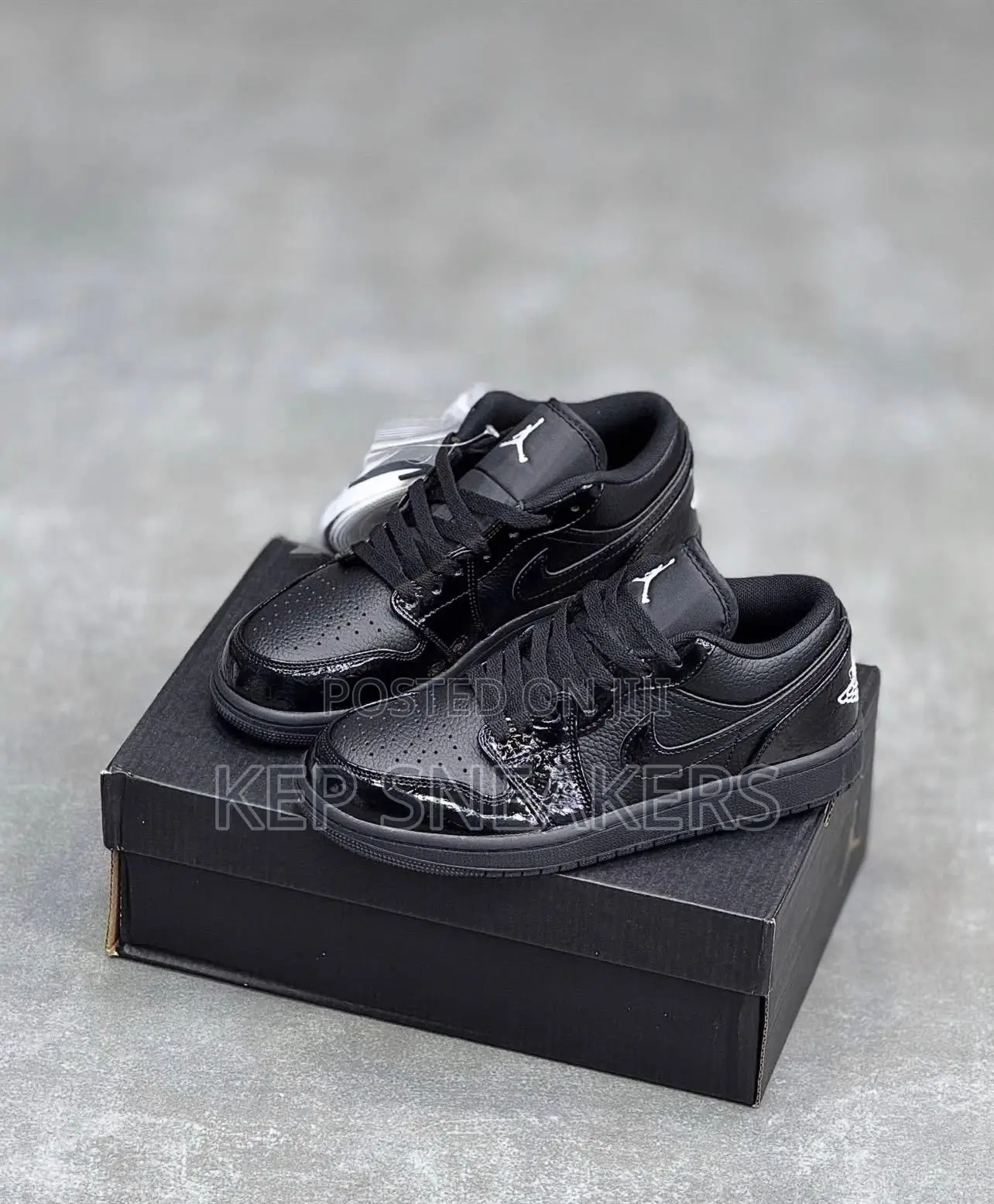 Jordan Air Jordan 1 Low "Triple Black"