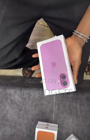 New Apple iPhone 16 128 GB Pink