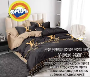 8 Pieces Duvet Set Available in Different Colours