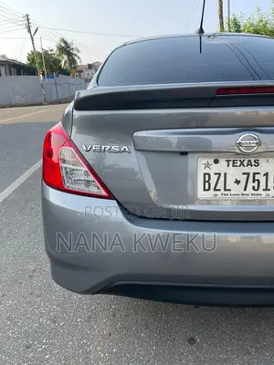 Nissan Versa 1.6 S 2018 Gray