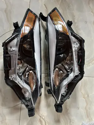 Toyota Corolla 2015 Headlight