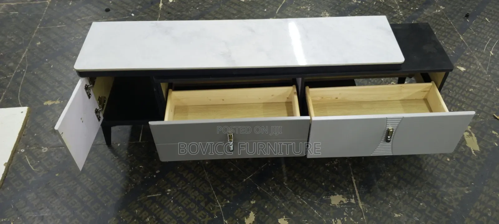Extendable Tv Stand