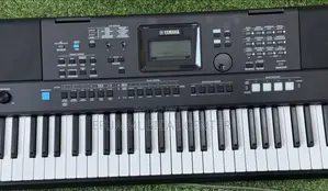 E Series Yamaha Psr (E)473 Keyboard