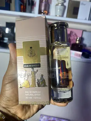 Flor De Essence Perfume by Smart World