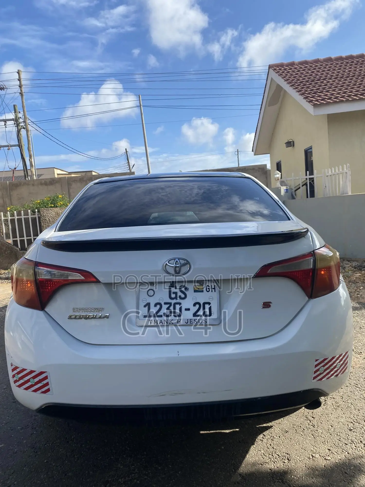 Toyota Corolla S 4dr Sedan (1.8L 4cyl CVT) 2015 White