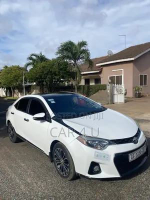 Toyota Corolla S 4dr Sedan (1.8L 4cyl CVT) 2015 White