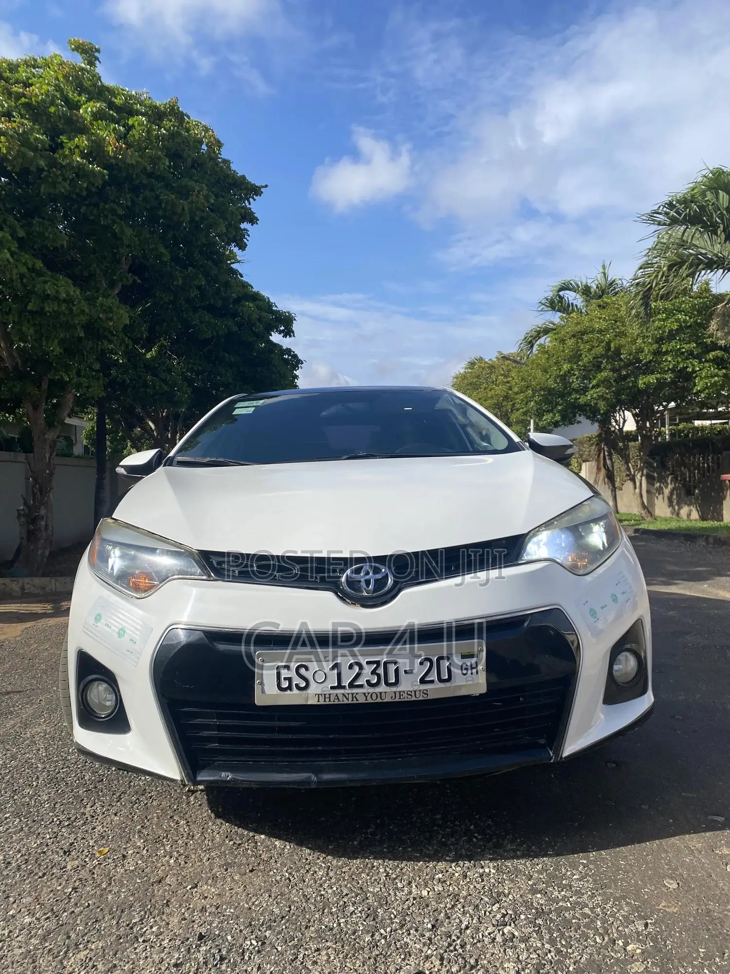 Toyota Corolla S 4dr Sedan (1.8L 4cyl CVT) 2015 White