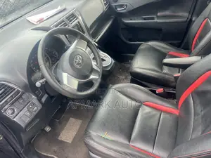 Toyota Ractis 1.5 AWD 2013 Black