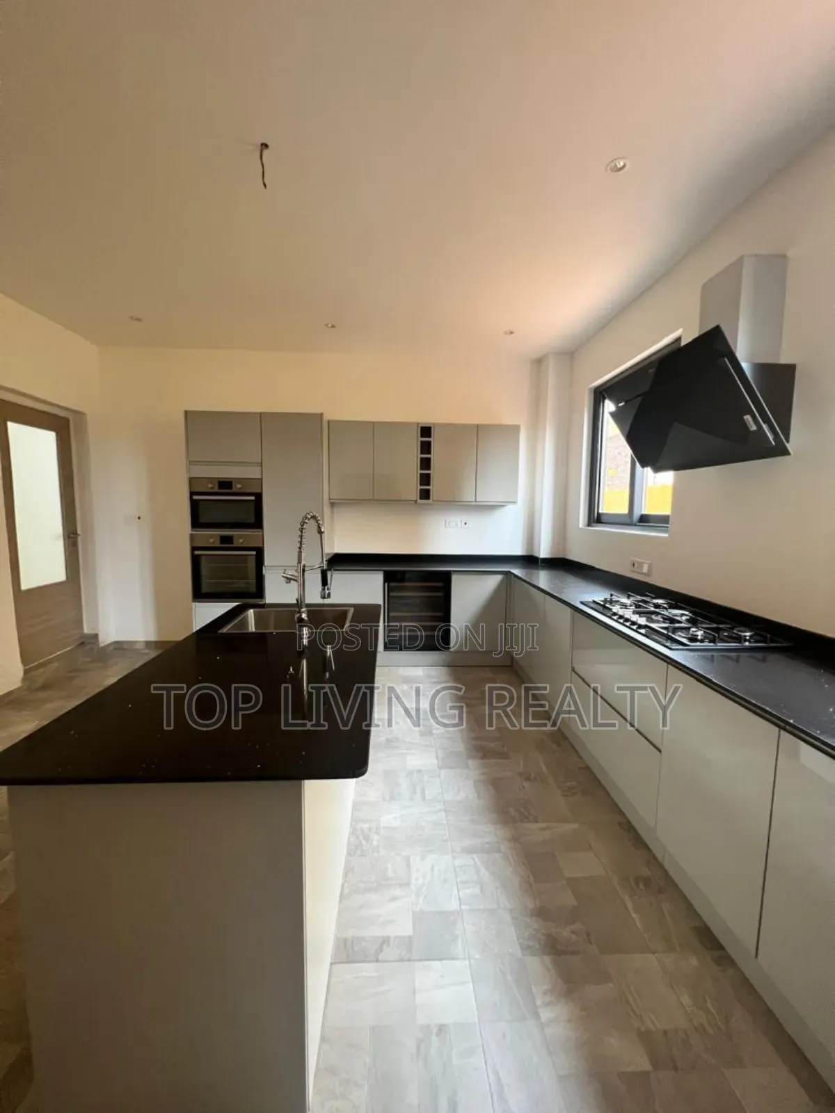 4bdrm House in Legon Hills, Ashaley Botwe for rent