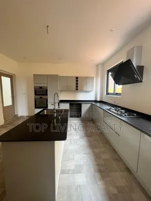 4bdrm House in Legon Hills, Ashaley Botwe for rent