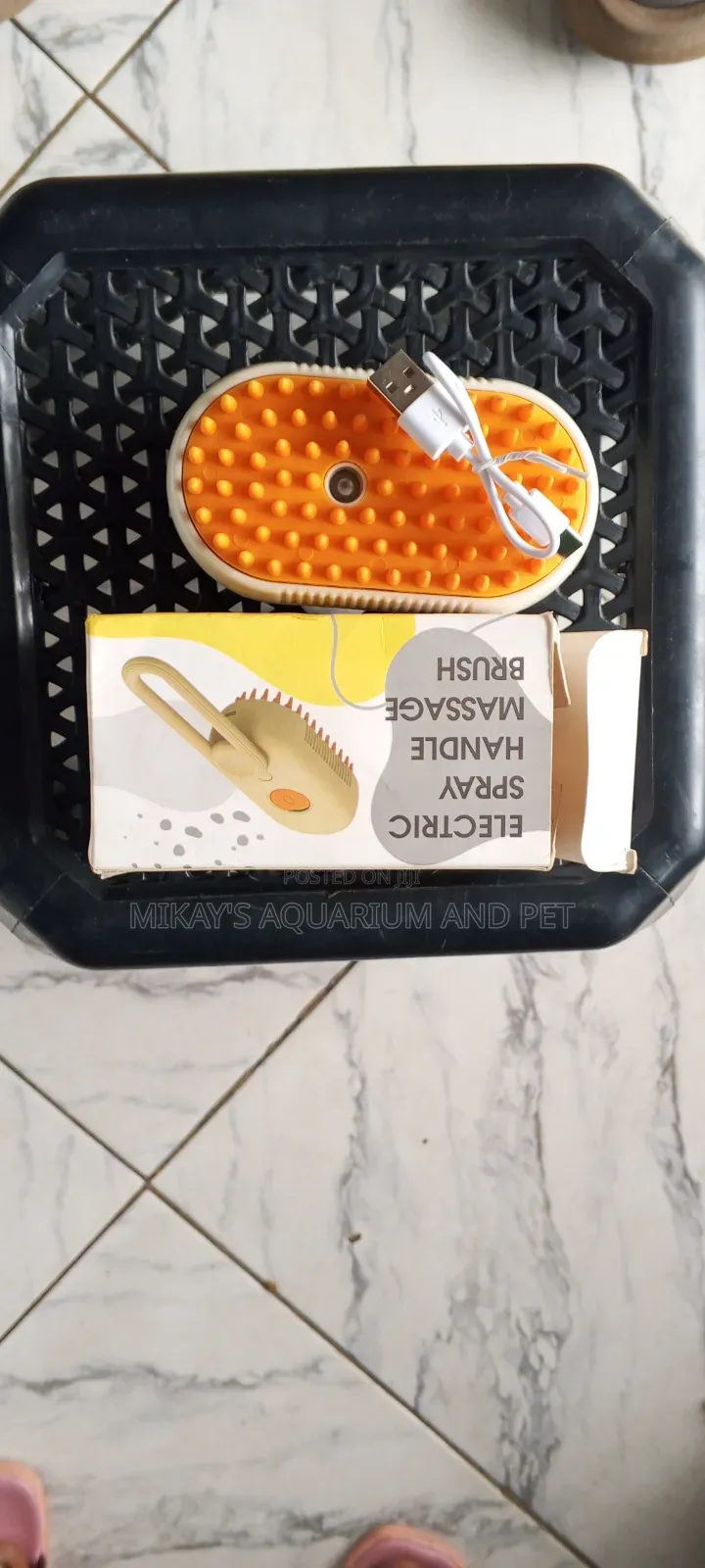 Electric Spray Handle Massage Brush